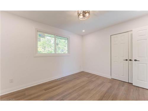 90 Culpepper Drive, Waterloo, ON - Indoor Photo Showing Other Room