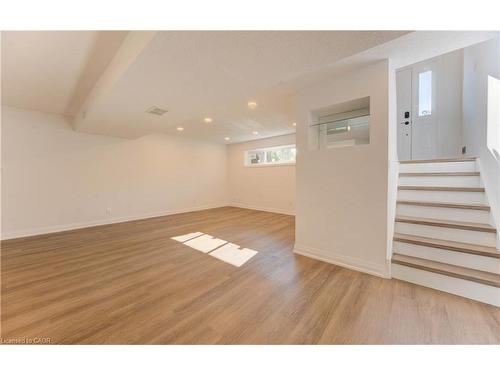 90 Culpepper Drive, Waterloo, ON - Indoor Photo Showing Other Room
