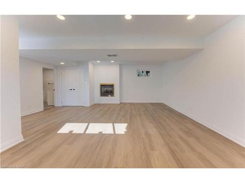 90 Culpepper Drive, Waterloo, ON - Indoor