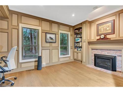 22 Deerpath Court, Cambridge, ON - Indoor With Fireplace