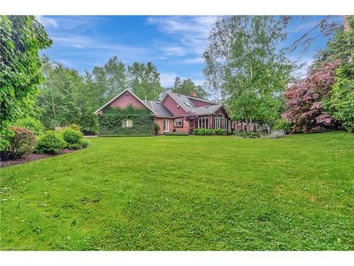 22 Deerpath Court, Cambridge, ON - Outdoor