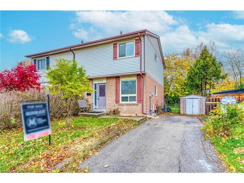 2369 Coldstream Drive, Burlington, ON - Outdoor