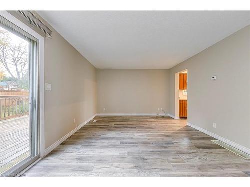 2369 Coldstream Drive, Burlington, ON - Indoor Photo Showing Other Room