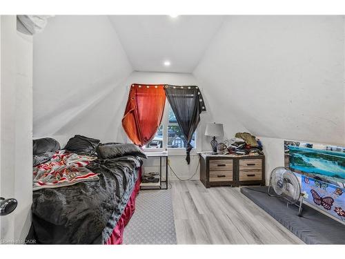 163 Britannia Avenue, Hamilton, ON - Indoor