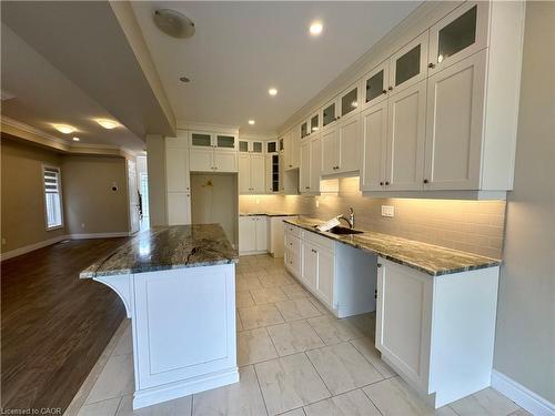 185 1/2 Federal Street, Stoney Creek, ON - Indoor Photo Showing Kitchen