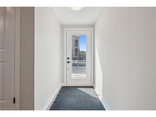 42 Urbane Boulevard, Kitchener, ON - Indoor Photo Showing Other Room