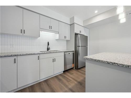42 Urbane Boulevard, Kitchener, ON - Indoor Photo Showing Kitchen