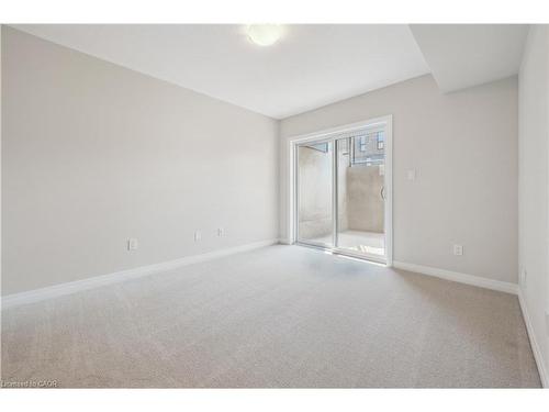 42 Urbane Boulevard, Kitchener, ON - Indoor Photo Showing Other Room