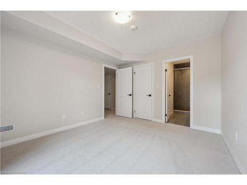 42 Urbane Boulevard, Kitchener, ON - Indoor Photo Showing Other Room