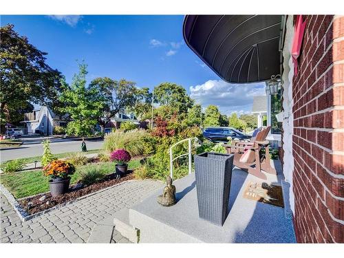 129 Talbot Street, Kitchener, ON - Outdoor