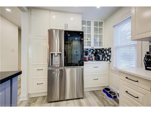 129 Talbot Street, Kitchener, ON - Indoor Photo Showing Kitchen