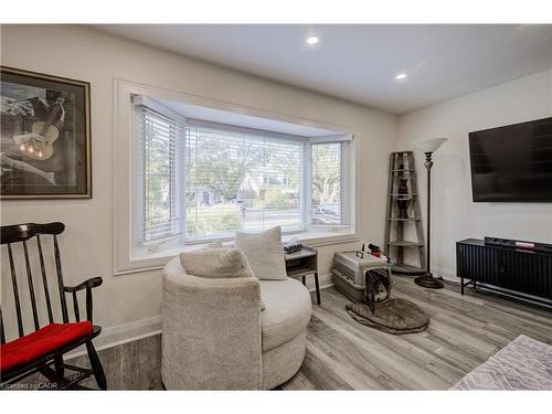 129 Talbot Street, Kitchener, ON - Indoor Photo Showing Other Room