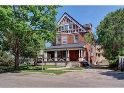 5-46 East Avenue  Brantford, ON N3S 3L3