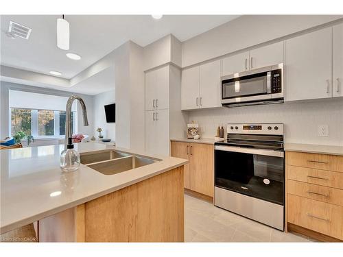25 Mill Street, Kitchener, ON - Indoor Photo Showing Kitchen With Double Sink