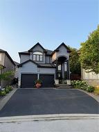 11 Donatello Court  Hamilton, ON L9B 0C2