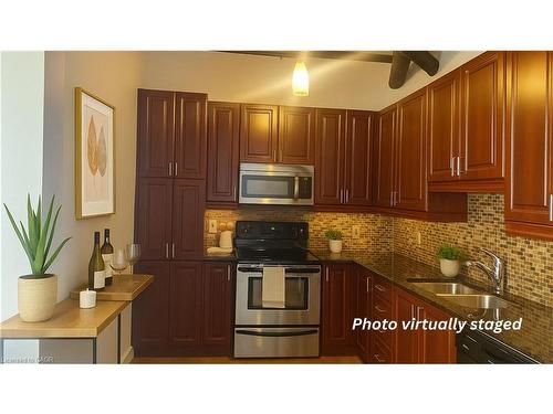 715-66 Bay Street S, Hamilton, ON - Indoor Photo Showing Kitchen With Double Sink