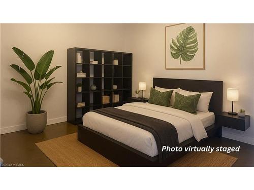 715-66 Bay Street S, Hamilton, ON - Indoor Photo Showing Bedroom