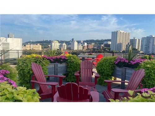 715-66 Bay Street S, Hamilton, ON - Outdoor
