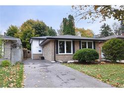 119 Gemini Drive  Hamilton, ON L9C 6C5