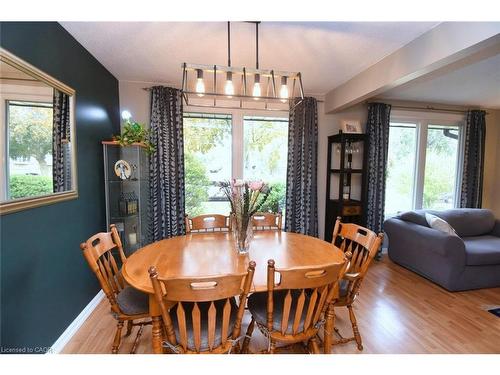 119 Gemini Drive, Hamilton, ON - Indoor Photo Showing Dining Room