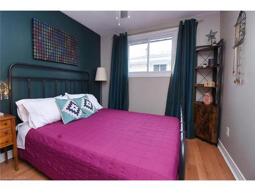 119 Gemini Drive, Hamilton, ON - Indoor Photo Showing Bedroom