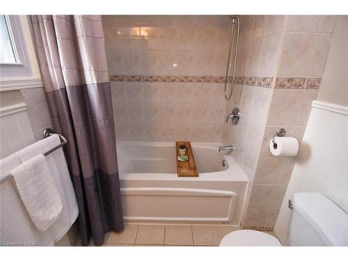 119 Gemini Drive, Hamilton, ON - Indoor Photo Showing Bathroom