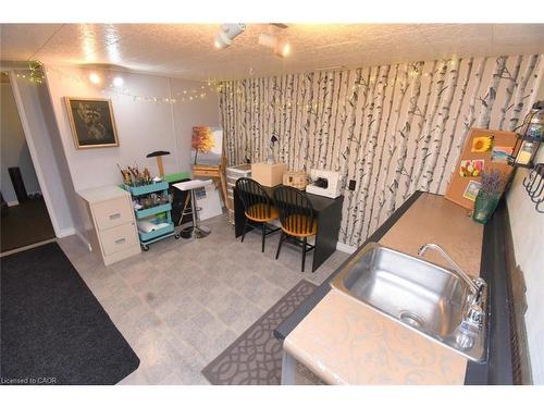 119 Gemini Drive, Hamilton, ON - Indoor Photo Showing Other Room