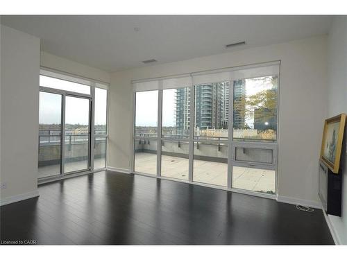 402-4011 Brickstone Mews, Mississauga, ON - Indoor Photo Showing Other Room