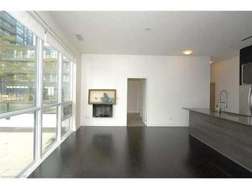 402-4011 Brickstone Mews, Mississauga, ON - Indoor