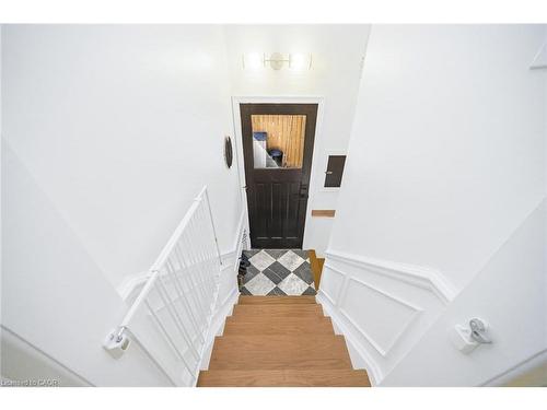 115 Welbourn Drive, Hamilton, ON - Indoor Photo Showing Other Room