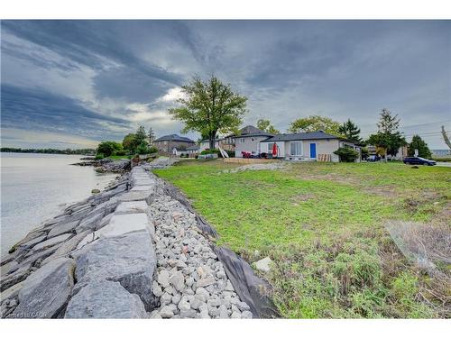 46 Seabreeze Crescent, Hamilton, ON - Outdoor With Body Of Water With View