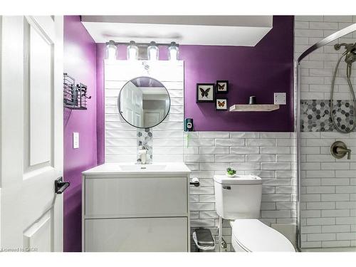 3-136 Conway Drive, London, ON - Indoor Photo Showing Bathroom