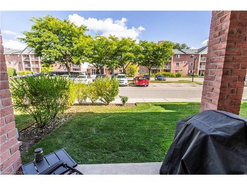 3-136 Conway Drive, London, ON - Outdoor