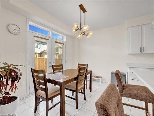 66 Lillian Way, Caledonia, ON - Indoor Photo Showing Dining Room