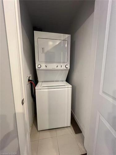 602-85 Robinson Street, Hamilton, ON - Indoor Photo Showing Laundry Room