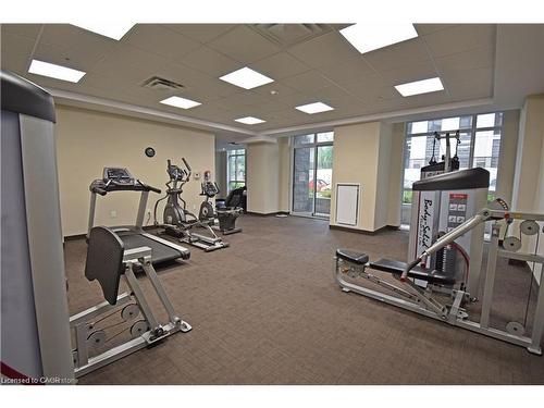 602-85 Robinson Street, Hamilton, ON - Indoor Photo Showing Gym Room