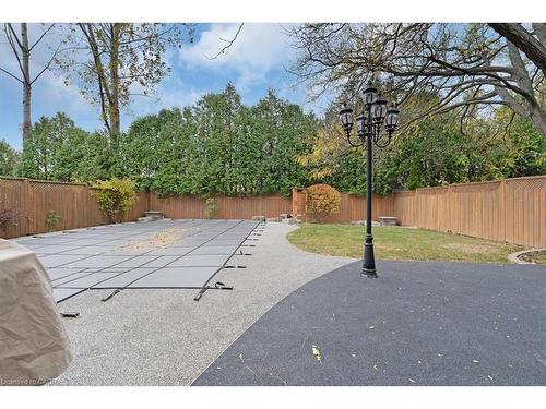 90 Westlawn Drive, Hamilton, ON - Outdoor