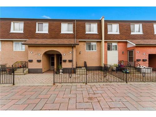 175-2170 Bromsgrove Road, Mississauga, ON - Outdoor With Deck Patio Veranda