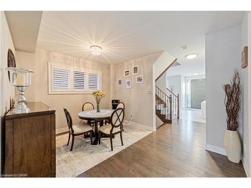 24 Macbean Crescent, Waterdown, ON - Indoor