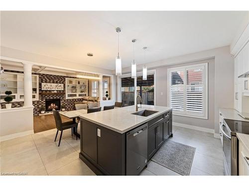 24 Macbean Crescent, Waterdown, ON - Indoor Photo Showing Kitchen