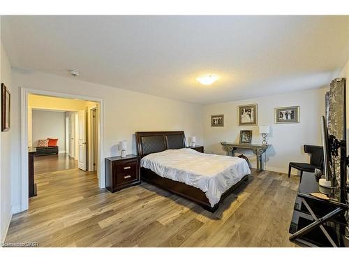 24 Macbean Crescent, Waterdown, ON - Indoor Photo Showing Bedroom