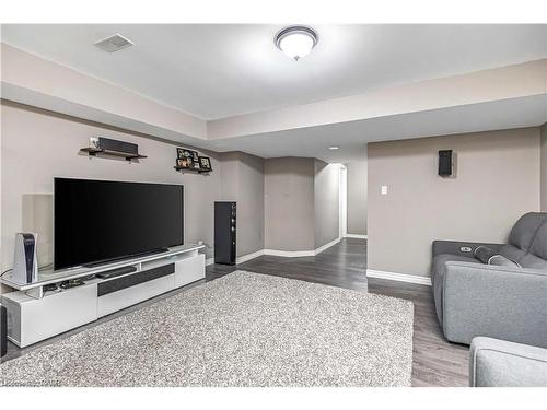 24 Macbean Crescent, Waterdown, ON - Indoor