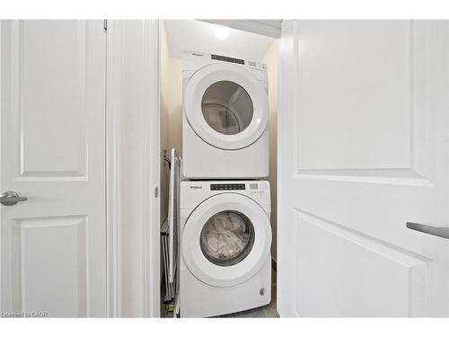 144 Sonoma Lane, Hamilton, ON - Indoor Photo Showing Laundry Room