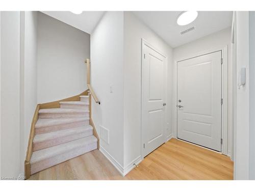 144 Sonoma Lane, Hamilton, ON - Indoor Photo Showing Other Room