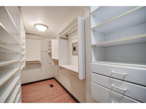 3364 Burnhamthorpe Road W, Oakville, ON - Indoor