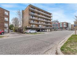 329 Upper Sherman Avenue  Hamilton, ON L8V 3L1