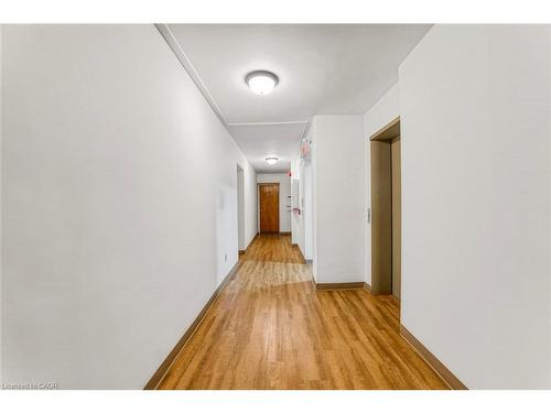 329 Upper Sherman Avenue, Hamilton, ON - Indoor Photo Showing Other Room