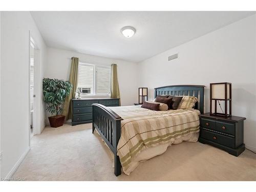 305 Pine Valley Drive, Kitchener, ON - Indoor Photo Showing Bedroom