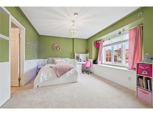 305 Pine Valley Drive, Kitchener, ON - Indoor Photo Showing Bedroom