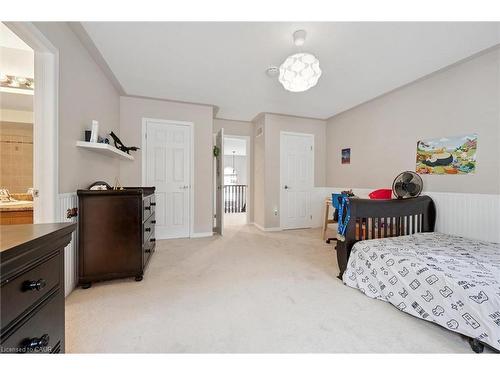 305 Pine Valley Drive, Kitchener, ON - Indoor Photo Showing Bedroom